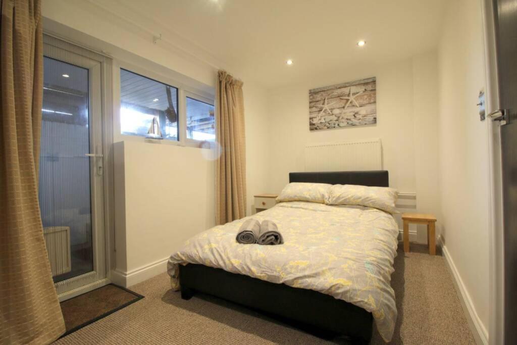 Pebbles Apartment By Air Premier Seaford Εξωτερικό φωτογραφία